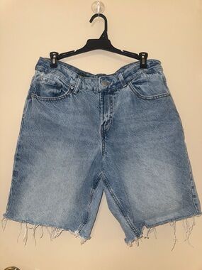 Wild Fable Mid Rise Frayed Hem Denim Bermuda Shorts